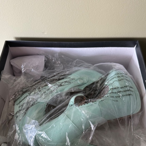 JustFab Platform Mary Jane Baby Doll Heels in Mint ( Perfect for Halloween ) - Picture 4 of 14